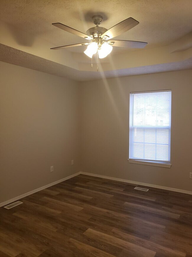 Building Photo - Great South East Location...East Battlefield & 65 Area