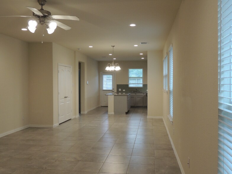 Building Photo - 13017 Dancing Reed Dr