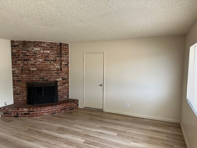 Building Photo - Coming Soon Cozy Renovated Country Propert...