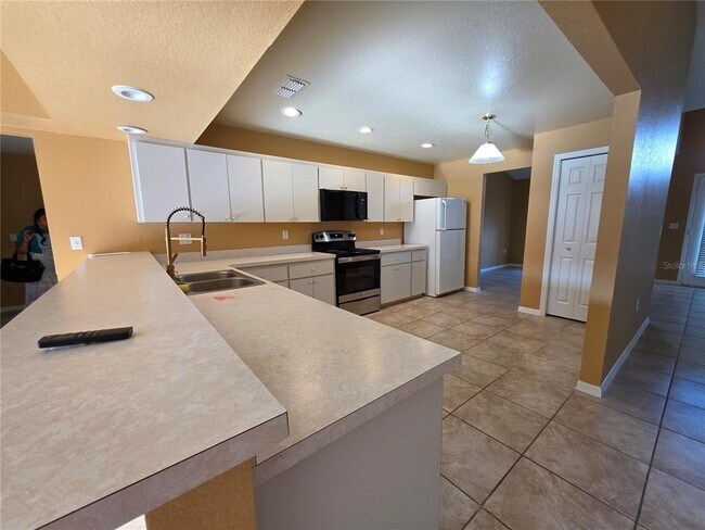 Building Photo - 4532 Great Blue Heron Dr