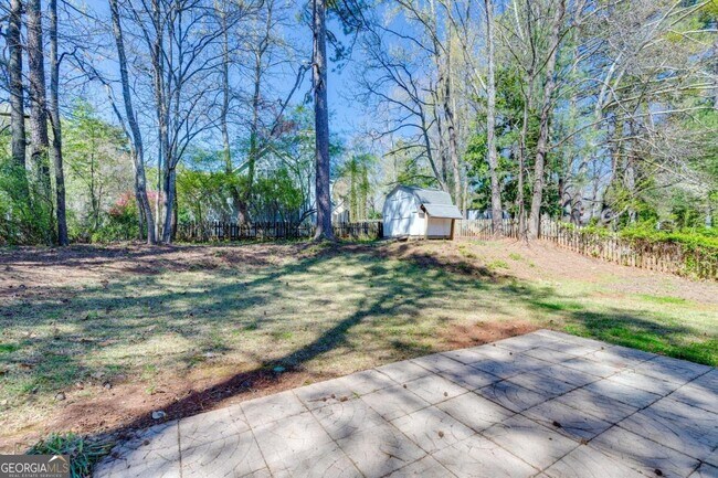 Building Photo - 4091 E Meadow Dr