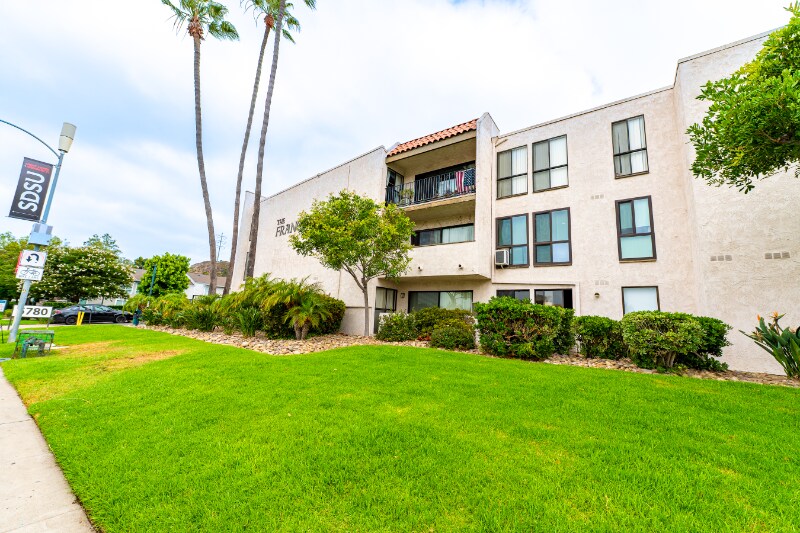Building Photo - 6780 Friars Rd