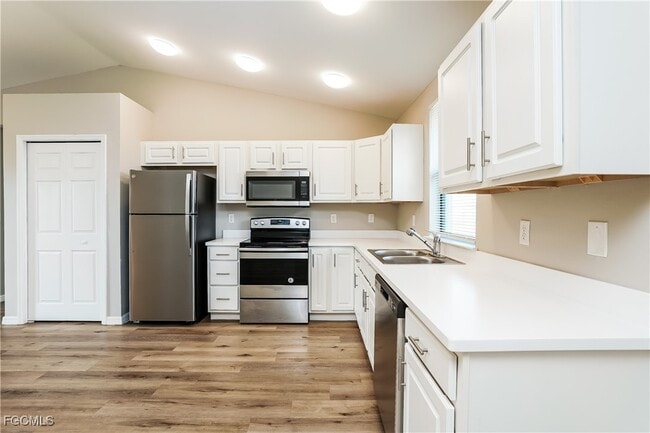 Building Photo - 3800 34th St SW