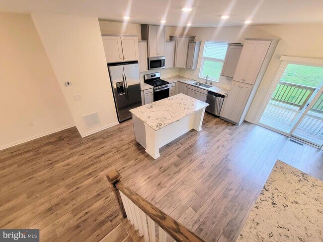 Building Photo - 1842 Boulder Dr