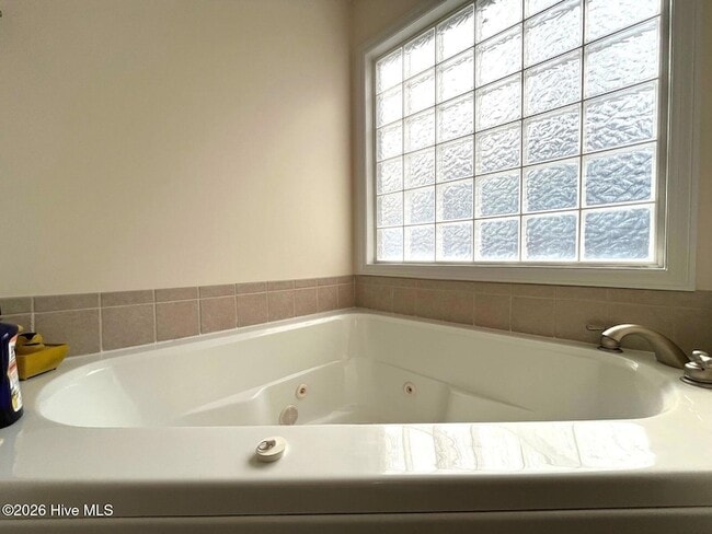 Building Photo - 26 Randolph St