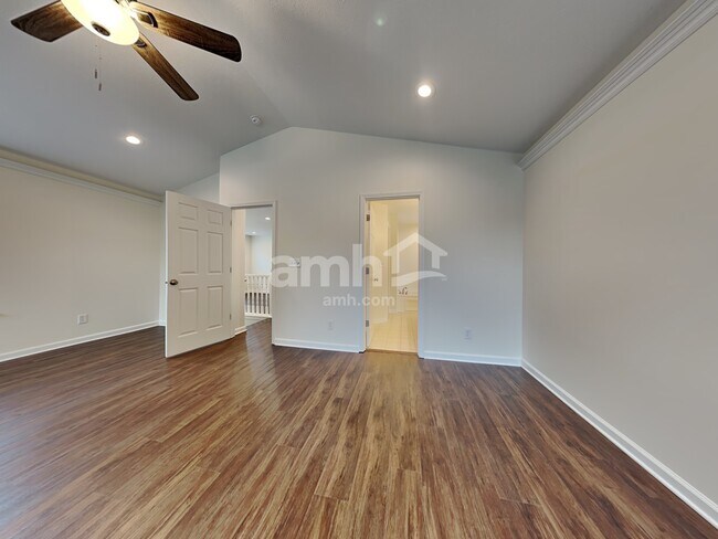 Building Photo - 16757 Yeoman Way