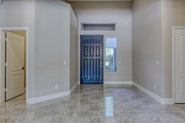 Building Photo - 7553 E Buteo Dr