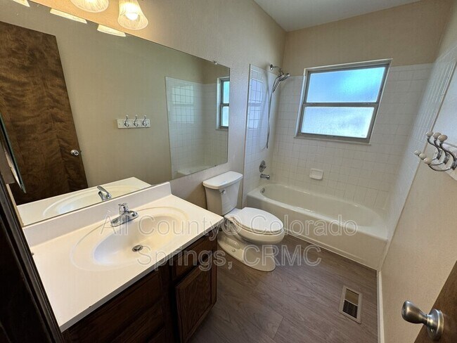 Building Photo - 3525 Fair Dawn Dr