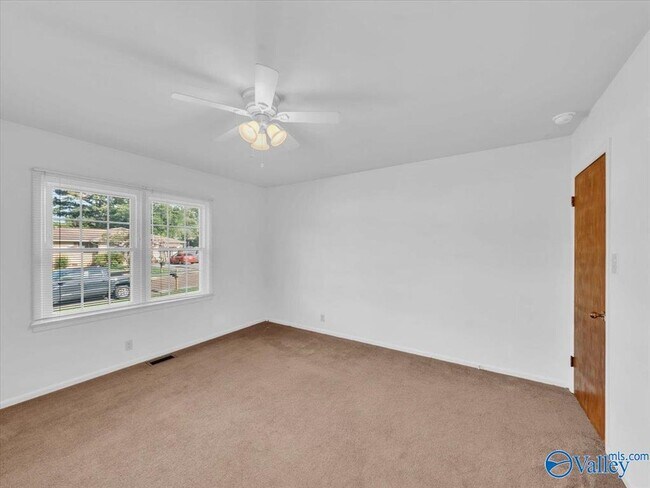 Building Photo - 422 Karter St NW