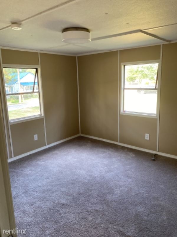 Building Photo - 3 br, 1 bath Mobile Home - 309 Maple Street