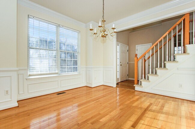 Building Photo - 3013 Mossy Creek Dr