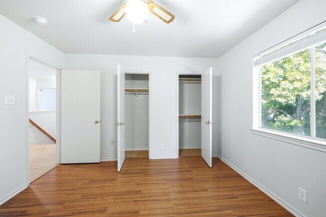 Building Photo - 4 Bedroom home with ZERO carpet close to RAFB