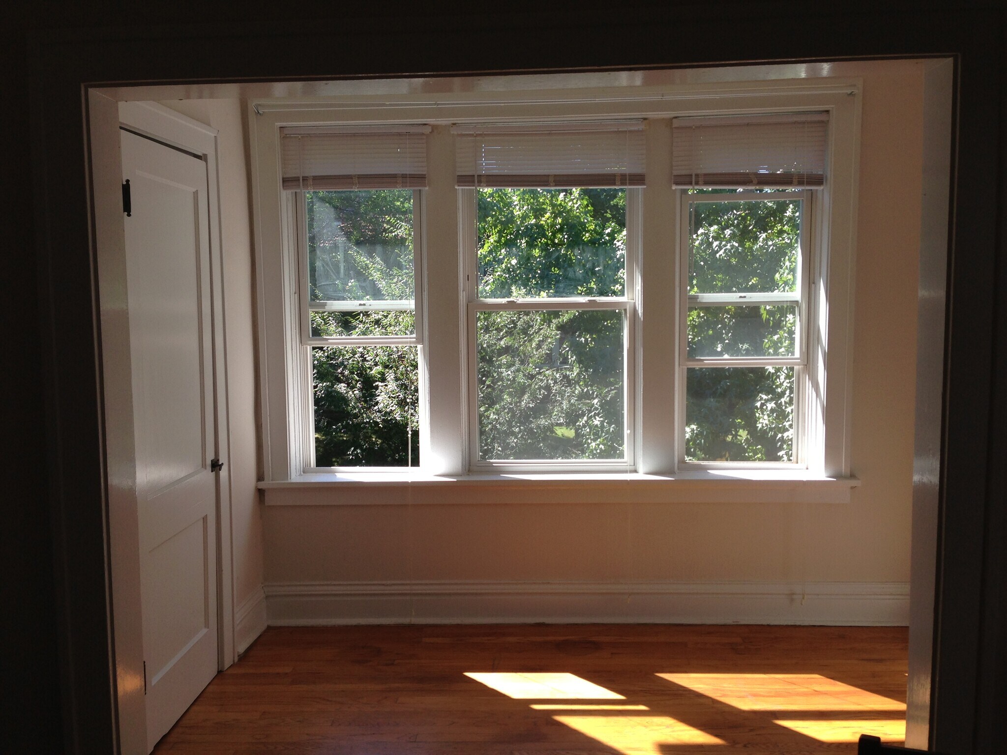 Building Photo - 6451 Alamo Ave