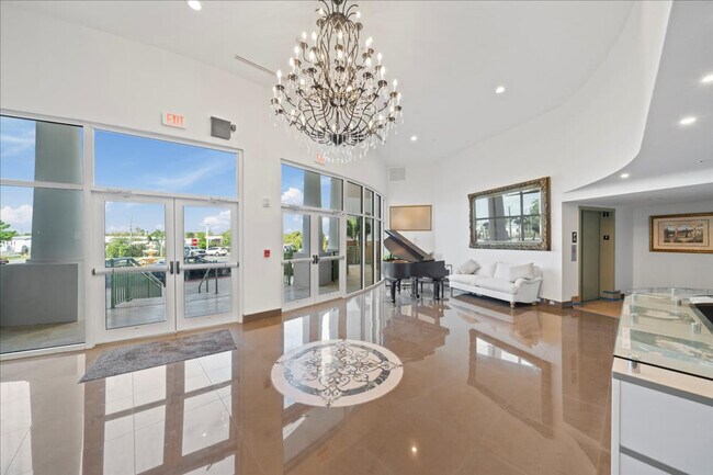 Building Photo - 605 Kemp St