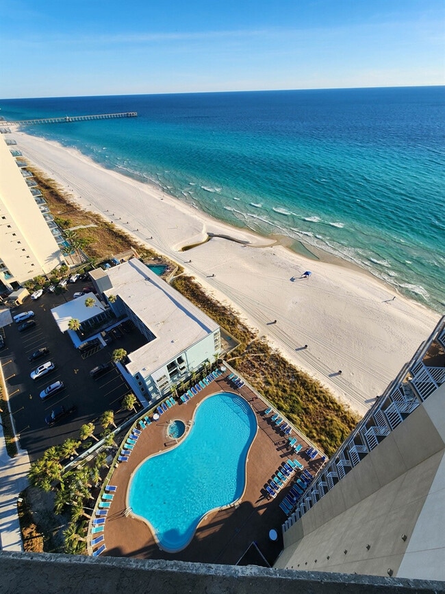 Building Photo - 16819 Front Beach Rd