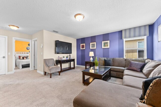 Building Photo - 4425 Acorn Ct