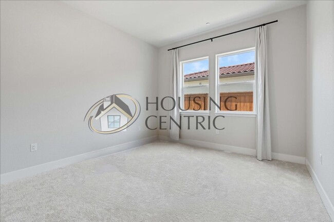 Building Photo - New Construction Executive Rental Home in ...