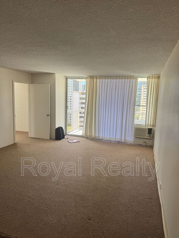 Building Photo - 222 Lili?uokalani Ave