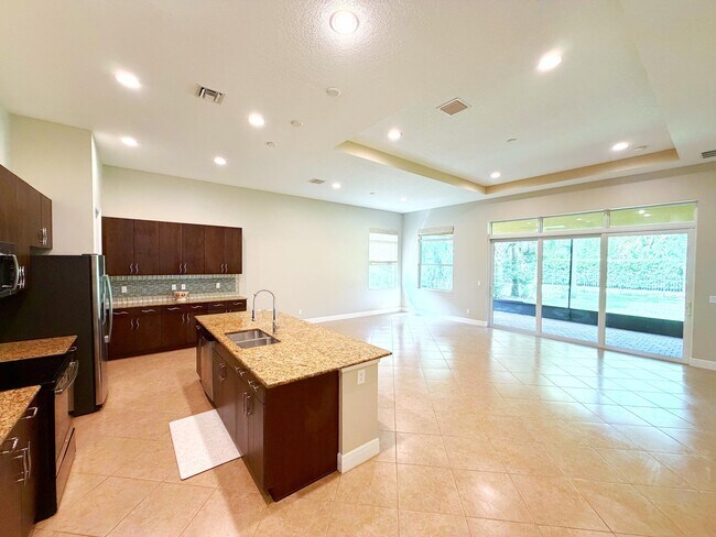 Building Photo - 10973 SW Visconti Way