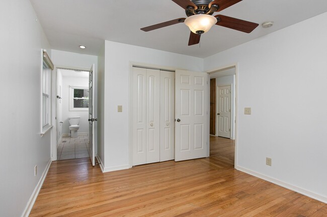 Building Photo - Spacious 1 Bedroom Duplex close to UNC Campus - Updated, Pet Friendly, Private Wooded Lot!