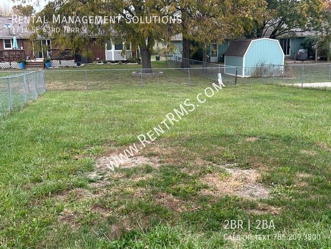 Building Photo - 1714 SE 43rd Terrace