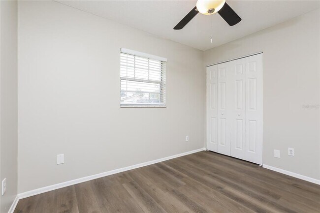 Building Photo - 6923 Yucatan Dr