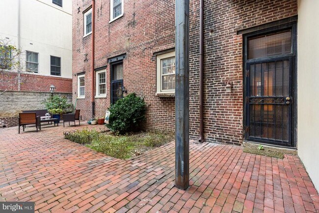 Building Photo - 136-38 N 2nd St