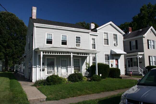 Building Photo - 7356 - 7358 Perry Street