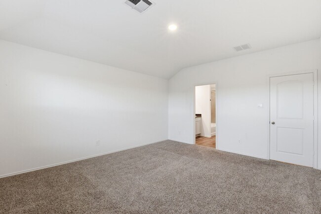 Building Photo - 24343 Saddlestone Green Dr