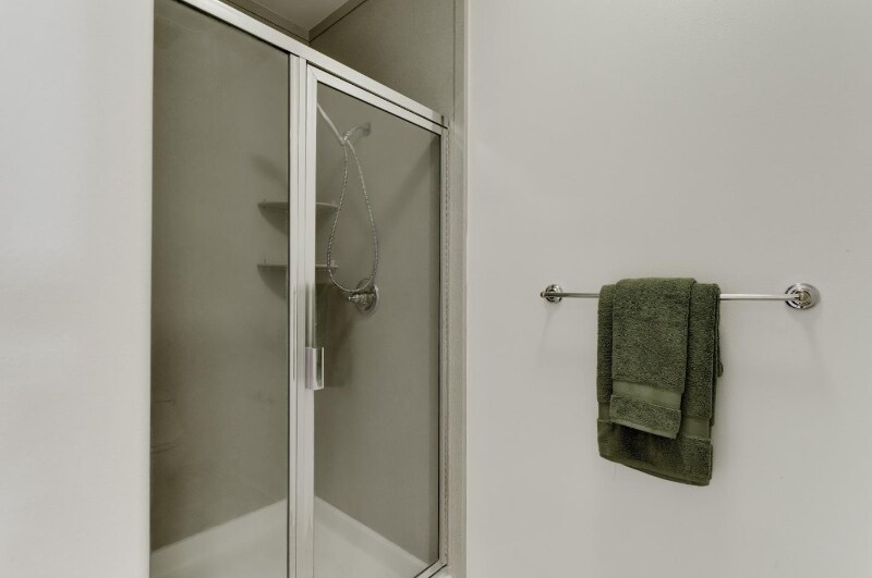 Building Photo - 130 E San Fernando St