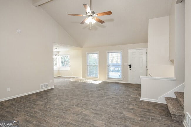 Building Photo - 1445 Glynn Oaks Dr SW