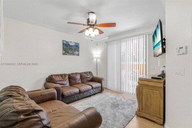 Building Photo - 2712 SW 120th Terrace