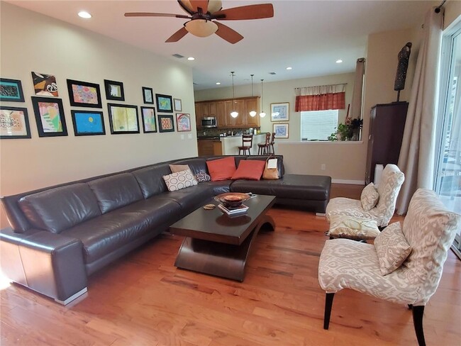 Building Photo - 8209 Santa Rosa Ct