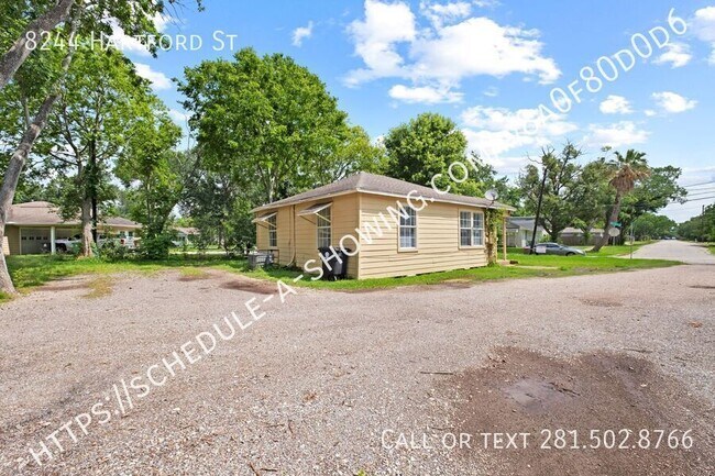 Building Photo - 8244 Hartford St