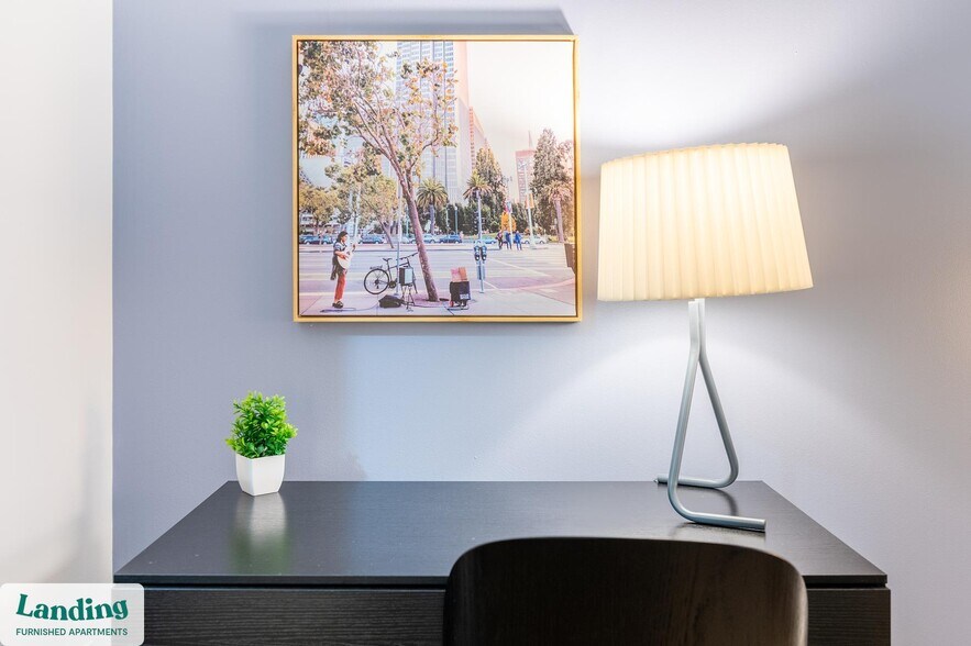 Building Photo - 45 Willow St