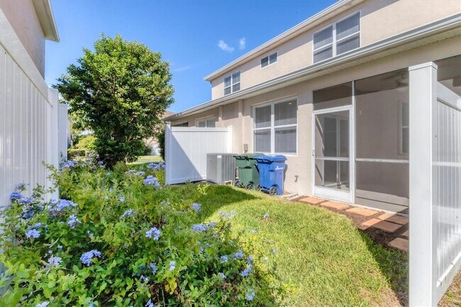 Building Photo - 4104 Crabtree Ave