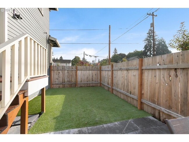 Building Photo - 8421 N Burrage Ave