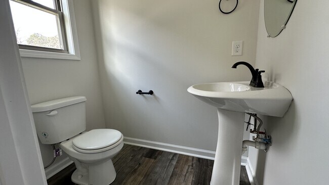 Building Photo - 155 Waterwheel Cir