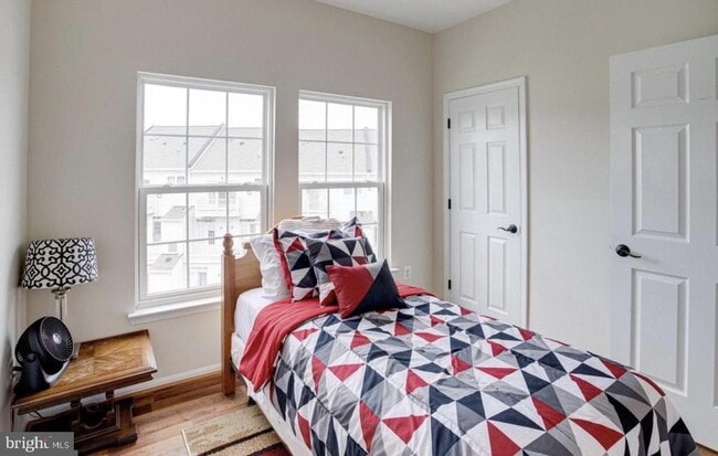 Building Photo - 9515 Walker Way