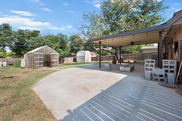 Building Photo - 703 Timberline Dr