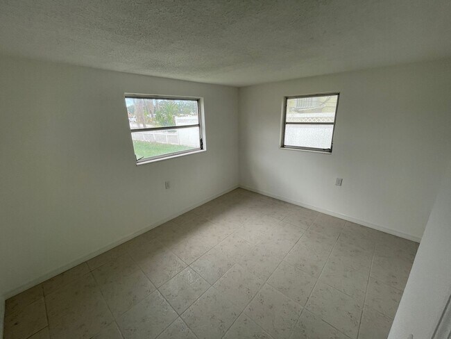 Building Photo - 5311 Avery Rd