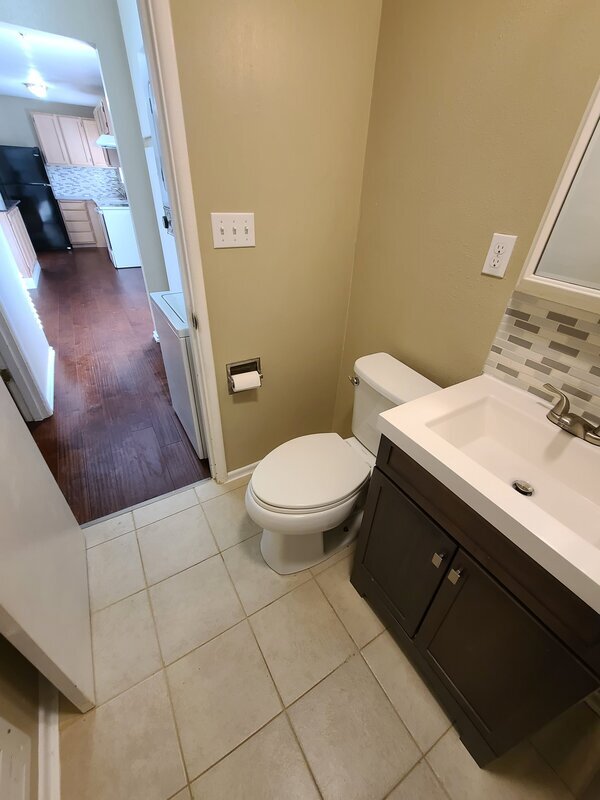 Building Photo - 15108 Washington Ave SW