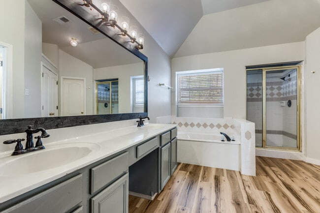 Building Photo - 9212 Rustlers Creek Dr