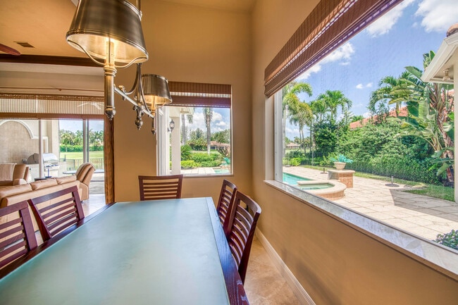Building Photo - 7049 Isla Vista Dr