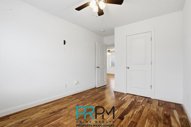 Building Photo - 208 A Anderson St