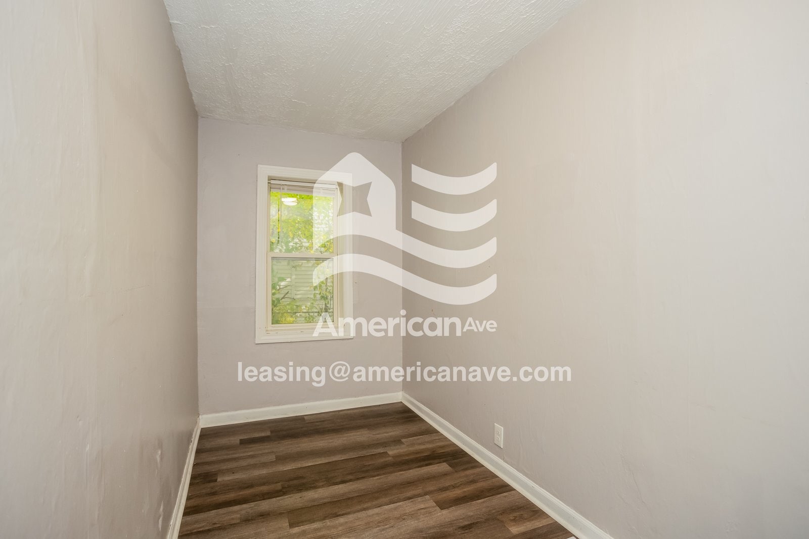 Building Photo - 7204 Prospect Ave