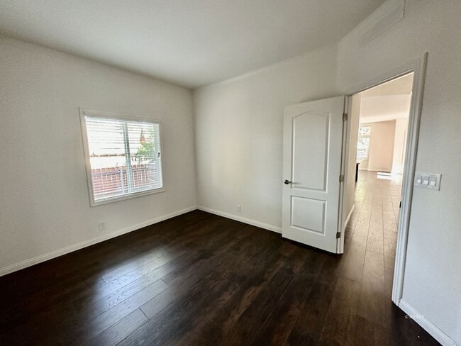 Building Photo - 54327 Pine Crest Ave