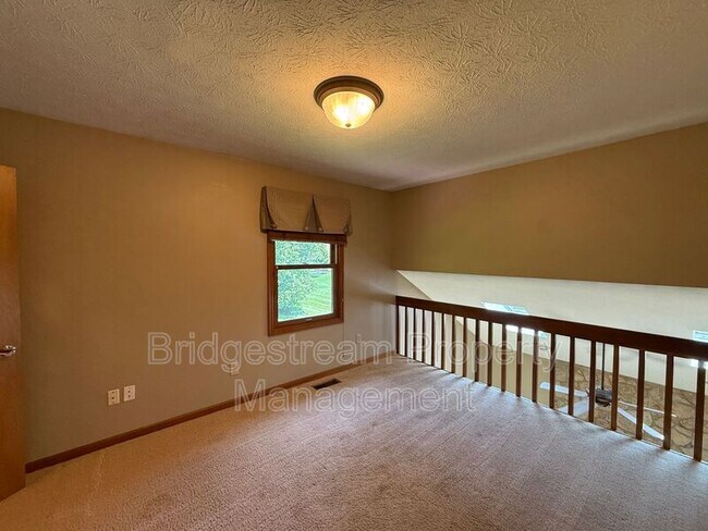 Building Photo - 2627 Gentle Wind Point