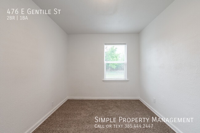 Building Photo - 476 E Gentile St