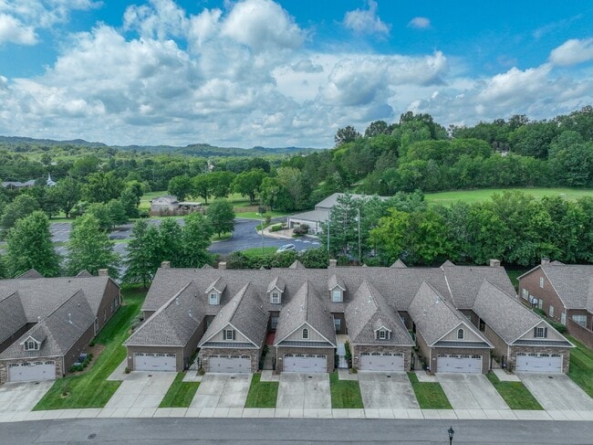 Building Photo - Easy Living in Cottage Grove at 12 Stones